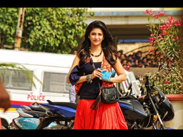  రూ. 18 కోట్లకు రైట్స్