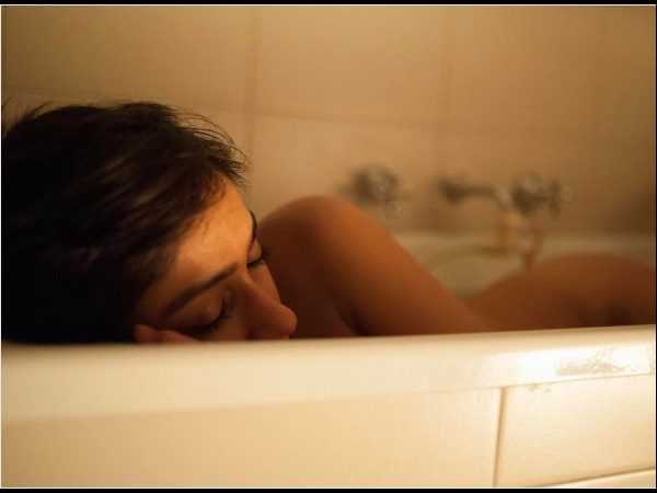  ఇలియాన నగ్నంగా