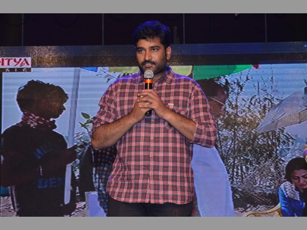 హాయిగా ఉన్నాయి