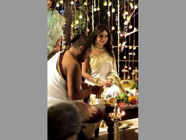 మనం గుర్తు చేస్తూ...