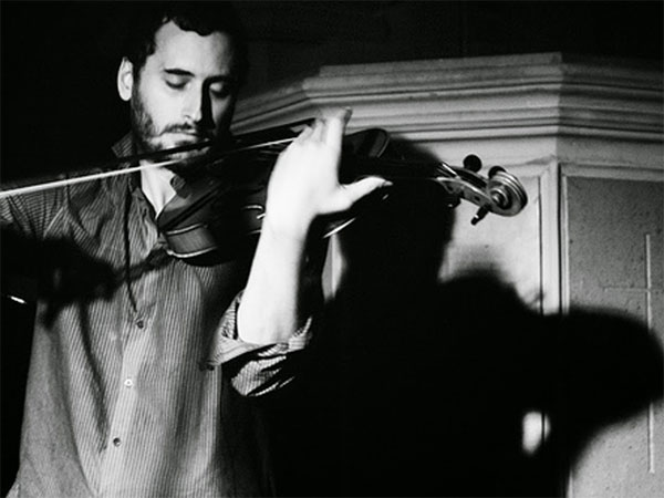 ఎవరి కెరీర్లో వారు బిజీ