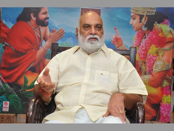 చిన్న సీన్ లో ...