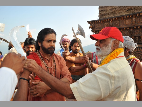 నాన్న బ్రతికుంటే బాగుండేది