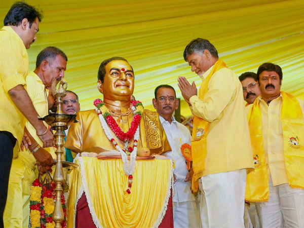 రాజకీయ వివాదం, పదవి కోల్పోయిన అంశం