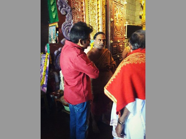 రికార్డ్ లు 