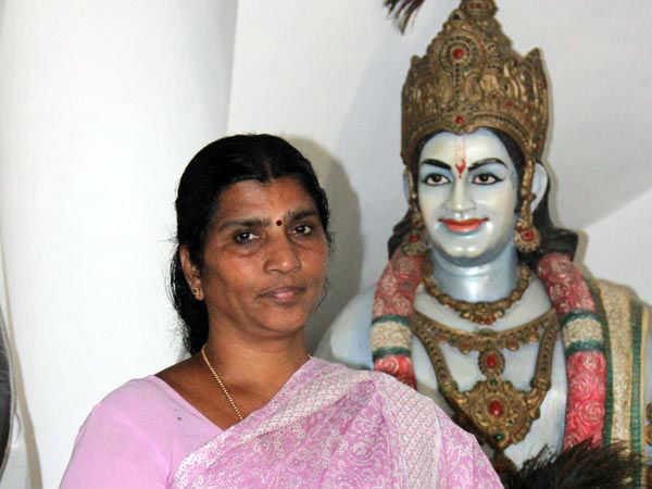  అలా తీస్తే దాన్ని ఎన్టీఆర్ జీవిత చరిత్ర అని పేరు పెట్టడం ఎందుకు?