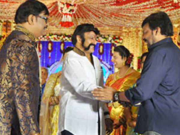 పెళ్లి వేడుకలో చిరంజీవి-బాలయ్య ఎఫెక్షన్ చూసారా? (ఫోటోస్)