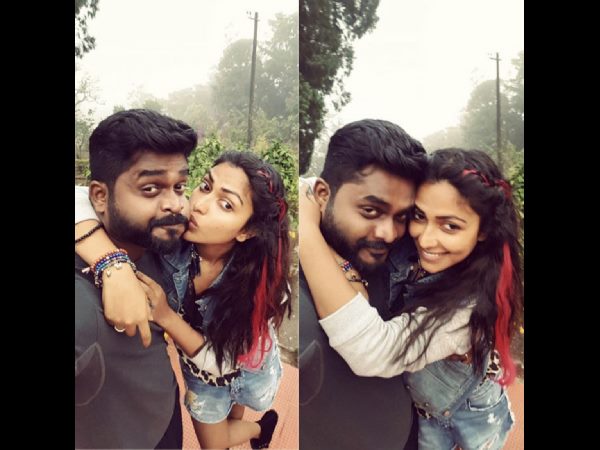 Amala Paul controversial pic goes viral Amala Paul controversial pic goes viral