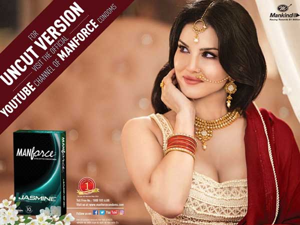 బస్సుల్లో స్టిక్కర్లు వేయడంపై