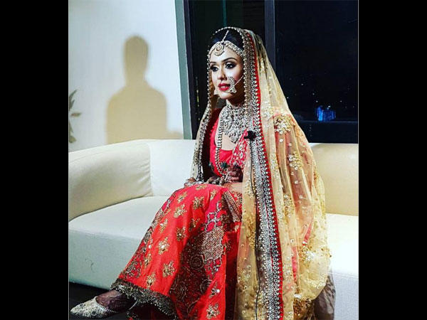  స్టన్నింగ్ లుక్