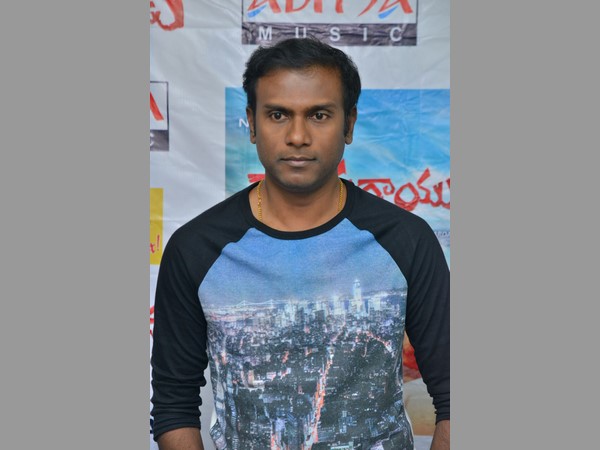 మరో రెండు బిట్ సాంగ్స్