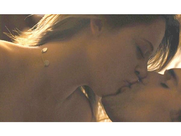  ఎమిలీ కెరీర్లోనే తొలిసారి