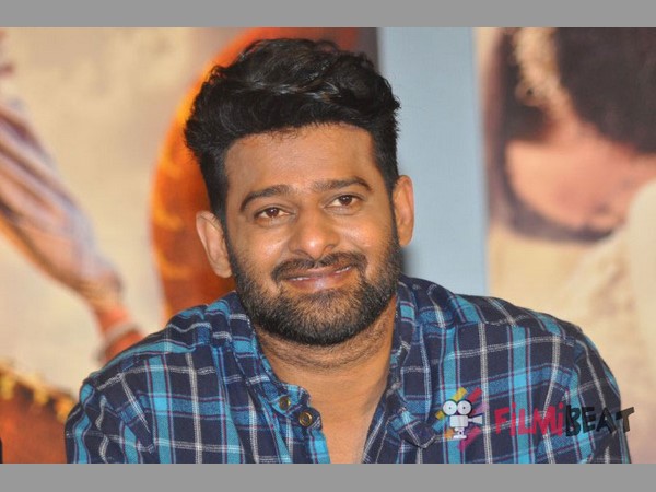 ఆ ప్రపంచంలోకి...