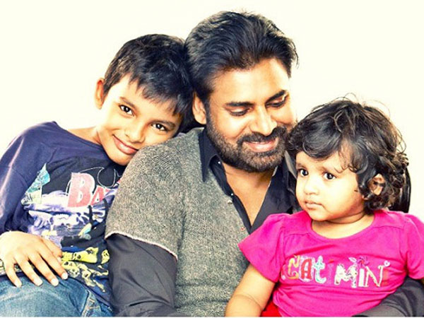  పిల్లలతో పవన్