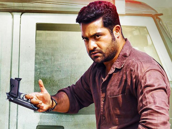 అద్భుత నటన అంటూ