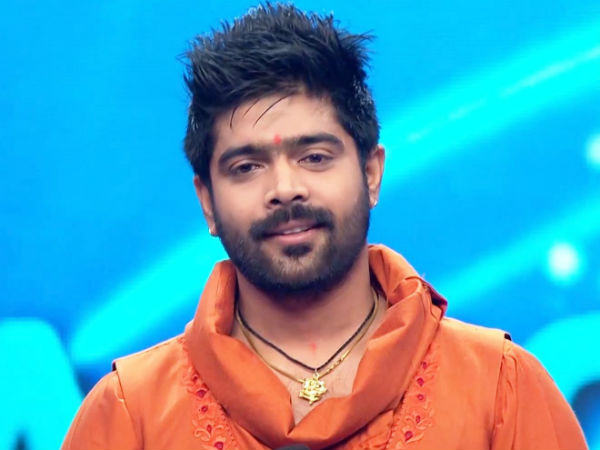 అలరించిన రేవంత్