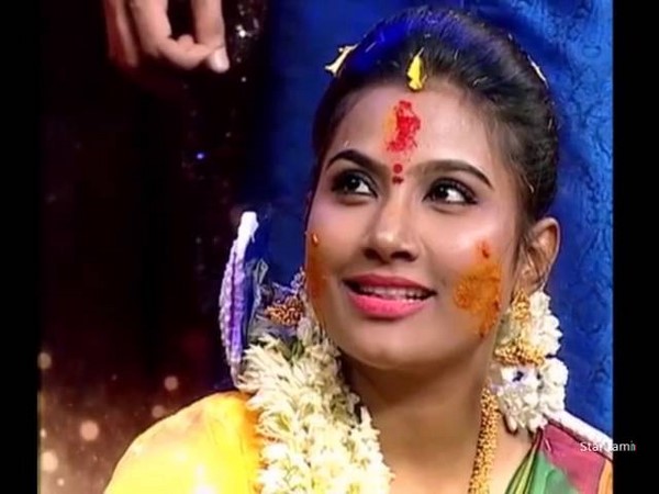 చనువు ప్రేమ వ్యవహారంగా 