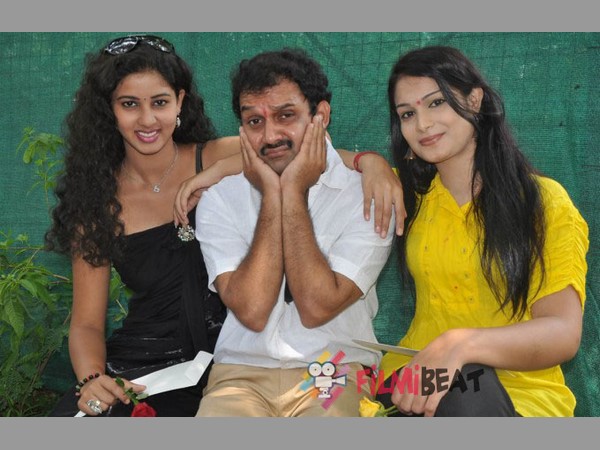 చిన్న సినిమాని, బ్రతికించండి