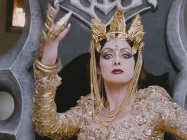 రాణీ పాత్రలో