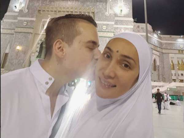 కాబోయే భర్తతో కలిసి