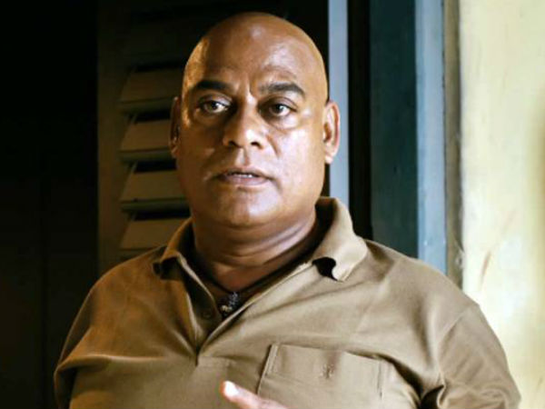 ఆటో వాలాపై, సాంబారుపై విమర్శలు