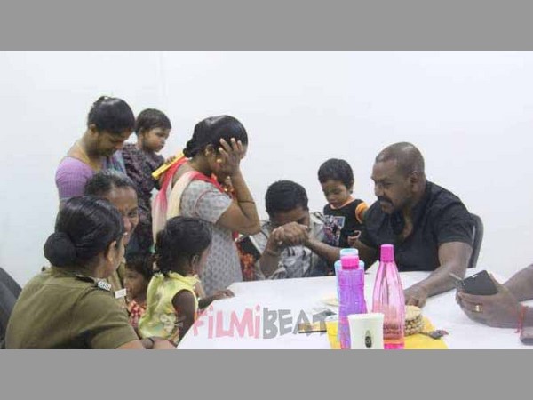 దిక్కుతోచని స్థితిలో