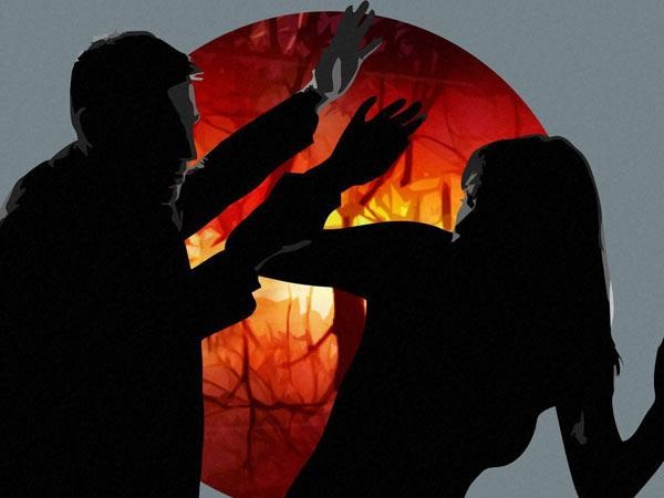 ఈ రాత్రికి మాతోనే గడుపుదువుగాని రా