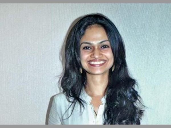 సుచిత్ర ఏం తప్పుచేసిందీ..? 