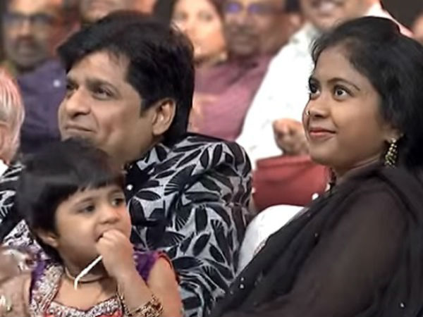 కొద్ది సేపటి ముందే పెళ్ళయ్యింది