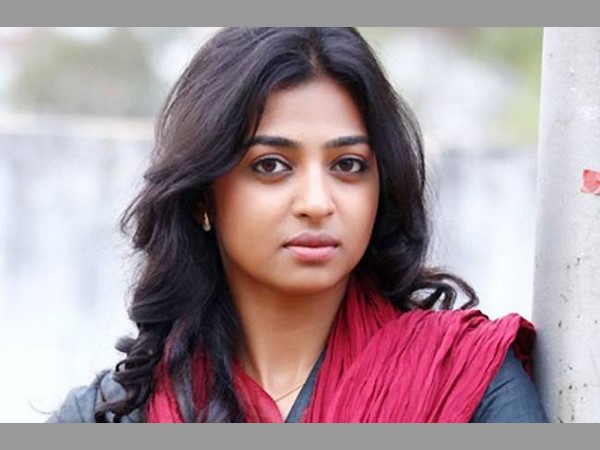 రాధికా ఆప్టే, సుకన్య లాంటి తారలూ