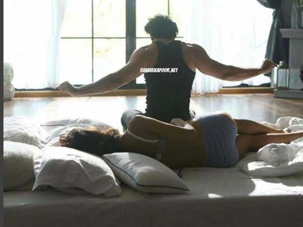 తల్లి నీతూ పెళ్లి సంబంధాలు..