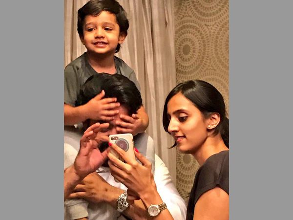 హ్యాపీ మూమెంట్స్