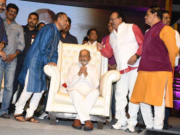 తక్కువ మంది మాత్రమే..