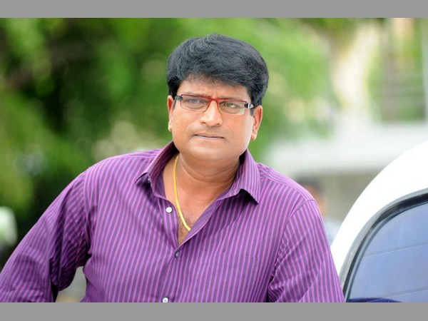 రవిబాబు స్పందిస్తూ...