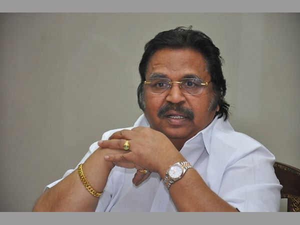 తొలి రోజు అవమానం