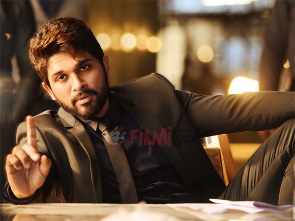 రెండో యాంగిల్