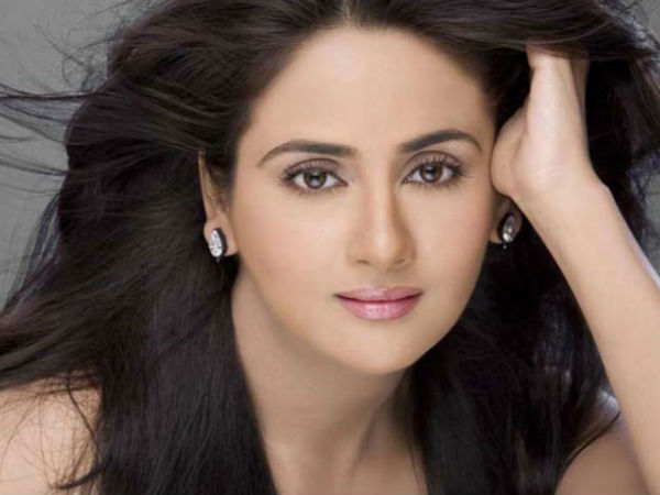 కన్నడంలో షూటింగ్ ప్రారంభం..