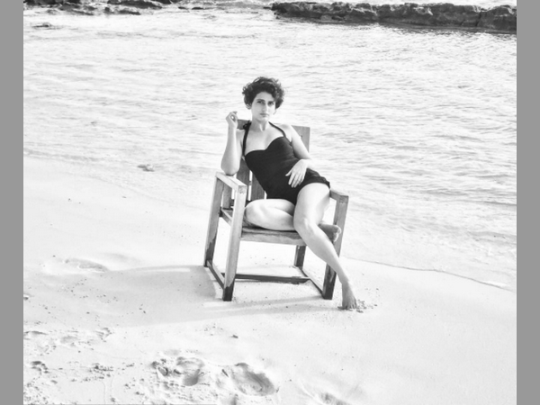 ‘అసభ్యకరమైన' ఫొటోలు