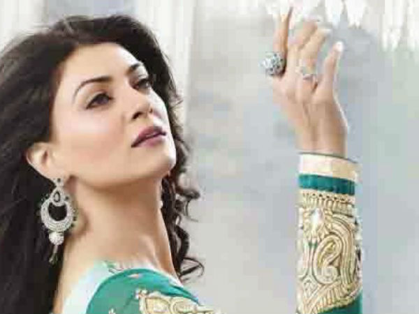 సుస్మిత సేన్ బంగారం