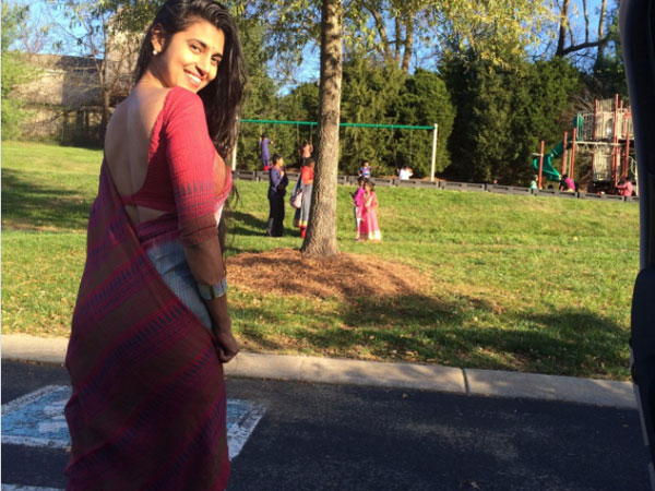 మళ్ళీ రజినిని ప్రస్తావనకు తెస్తూ 