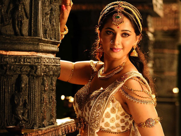 Sanghamithra Approaches Deepika Padukone