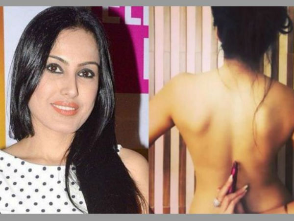 లిప్ స్టిక్ అండర్ మై బురఖా