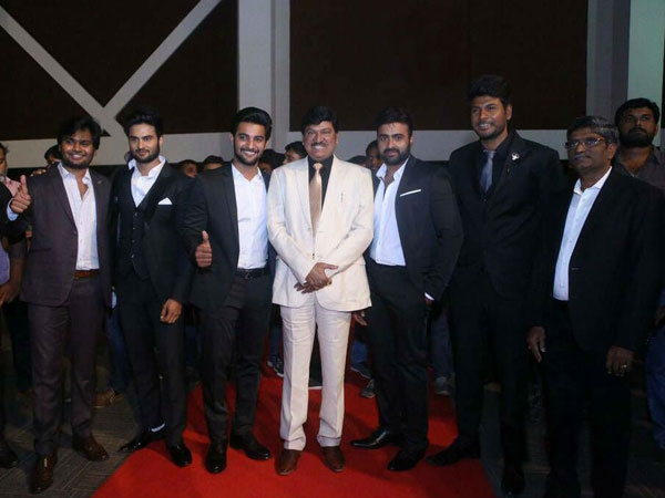 ఫీల్‌గుడ్ బ్యాక్ గ్రౌండ్ స్కోర్