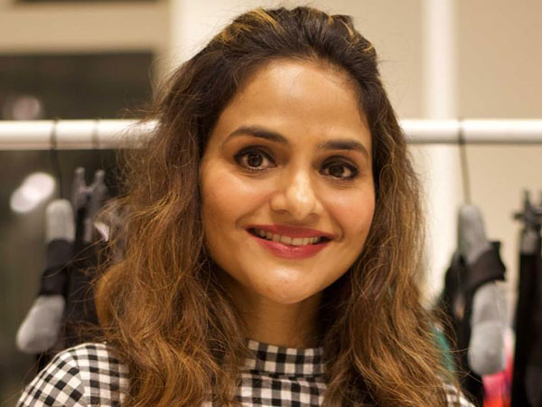 యాక్టర్ కావాలని కోరుకొంటున్నది..