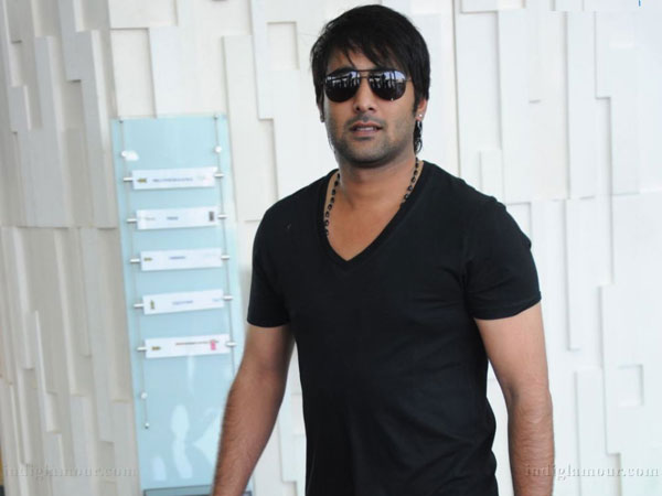 గౌరవం ఉంది