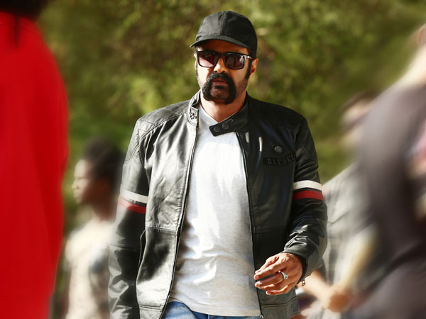 తెర వెనక