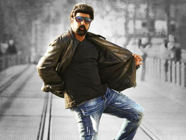 అందరినీ నలిపేస్తా..... బాలయ్య ‘పైసా వసూల్' స్టంపర్ అదుర్స్