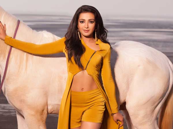 చిరు కూతురుతో విబేధాలను ఖండించలేదు