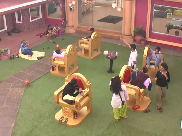 ముళ్లకుర్చీ