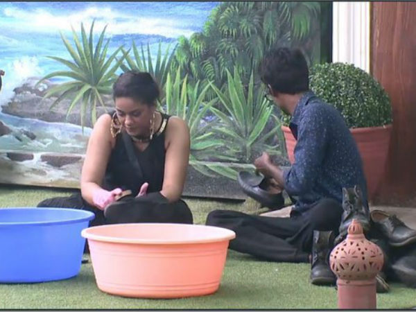 షూ పాలిష్, బట్టలు ఉతకడం